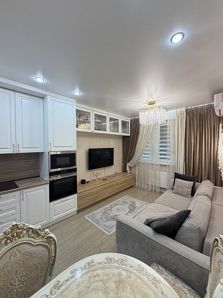 2-к квартира, 65 кв.м.