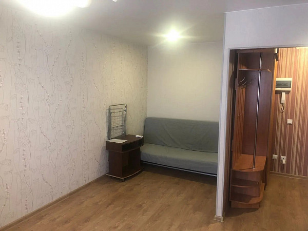 1 комнатная квартира площадью 33 м² за 4650000 рублей