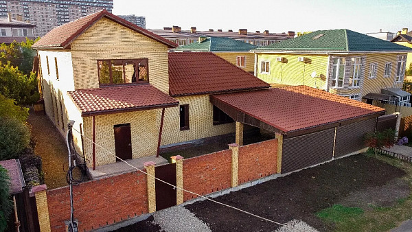 Дом, 421 кв.м.