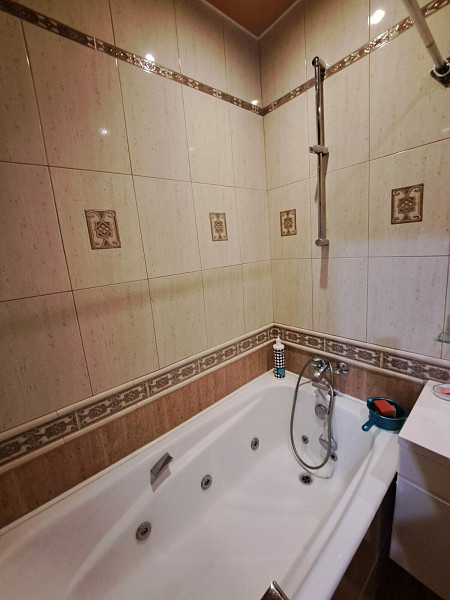 2-к квартира, 90 кв.м.