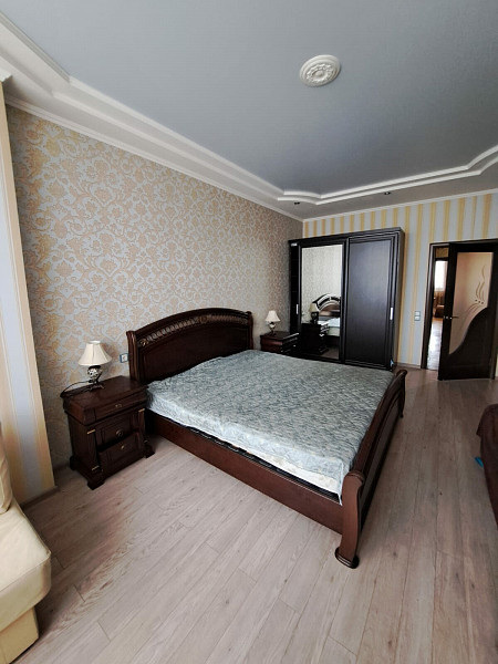 2-к квартира, 90 кв.м.