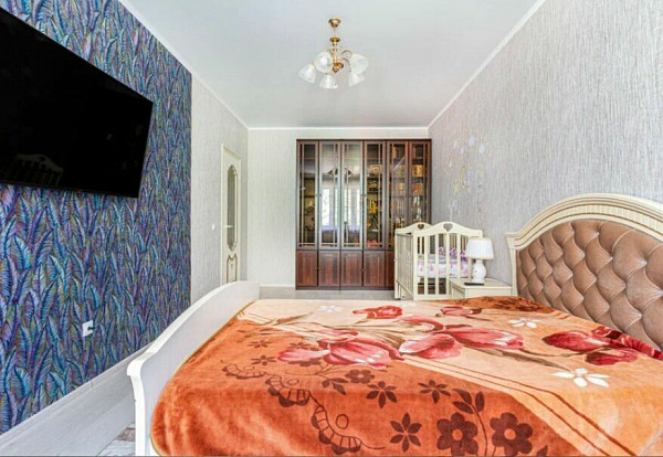 2-к квартира, 70 кв.м.