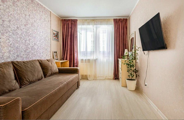 2-к квартира, 70 кв.м.