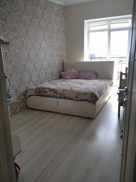 2-к квартира, 70 кв.м.