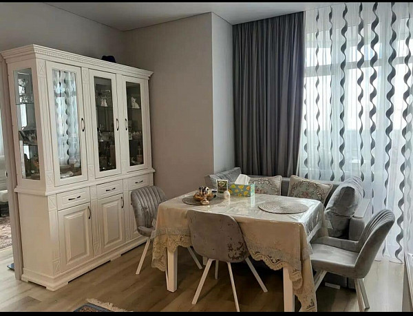 2-к квартира, 71 кв.м.