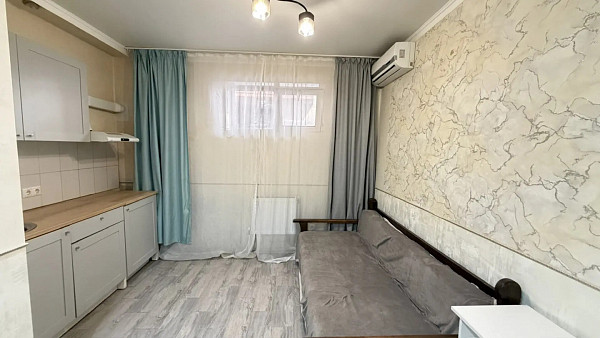 Студия комнатная квартира площадью 18 м² за 1350000 рублей
