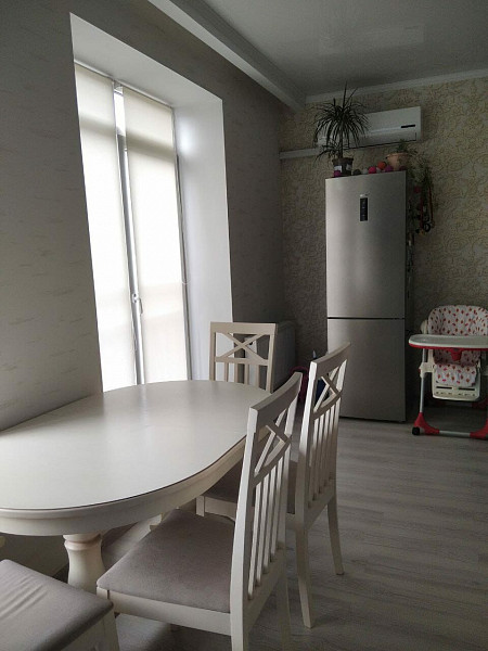 2-к квартира, 70 кв.м.