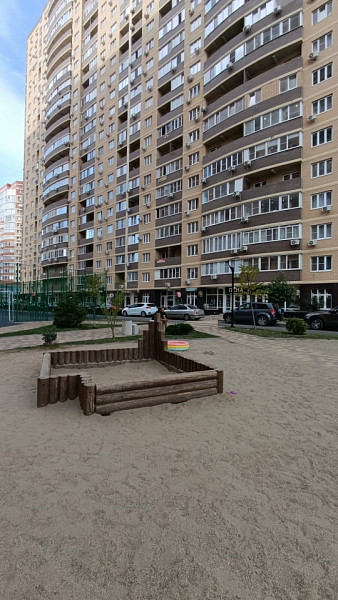 1 комнатная квартира площадью 31.3 м² за 4400000 рублей